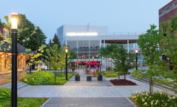 Place des Festivités de Saint-Jérôme