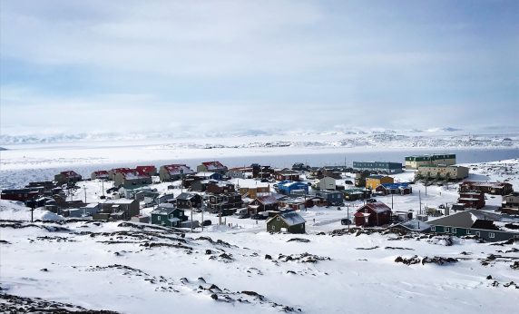 Ville d'Iqaluit au Nunavut