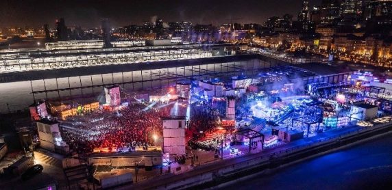 Artikfest de Trois-Rivières et Igloofest de Montréal (gauche à droite), Photo tirées des comptes Instagram des événements